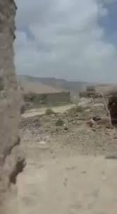 شاهد بالفيديو.. مليشيا الحوثي تفجر مبنى جهاز الموساد الاسرائيلي!!