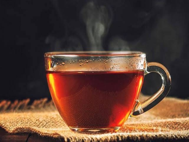 ماذا يحدث لجسمك عند تناول كوب من الشاي يومياً!