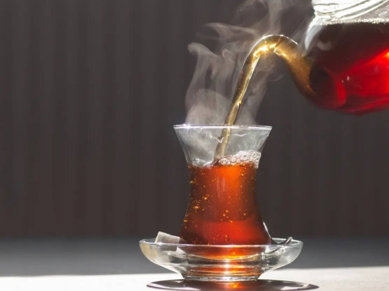 دراسة بريطانية تكشف عن مفاجأة صحية عند شرب كوبين من الشاي يوميا