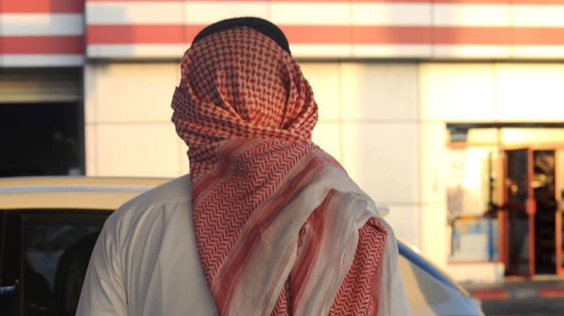 "مواطن سعودي" ذهب لإحضار ابنته من المدرسة.. فكانت المفاجأة التي لا تخطر على البال!
